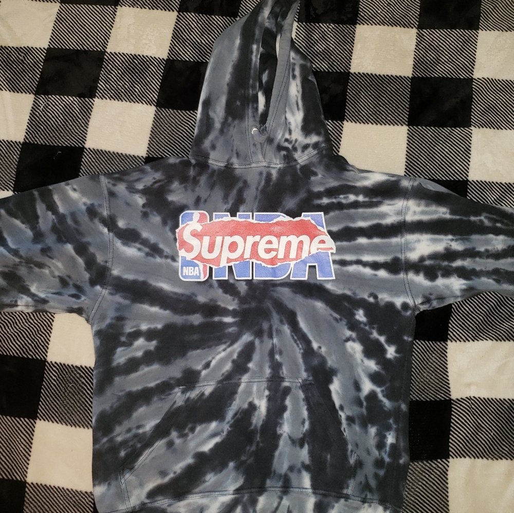 Supreme/NBA Hooded Sweatshirt Tie-Dye